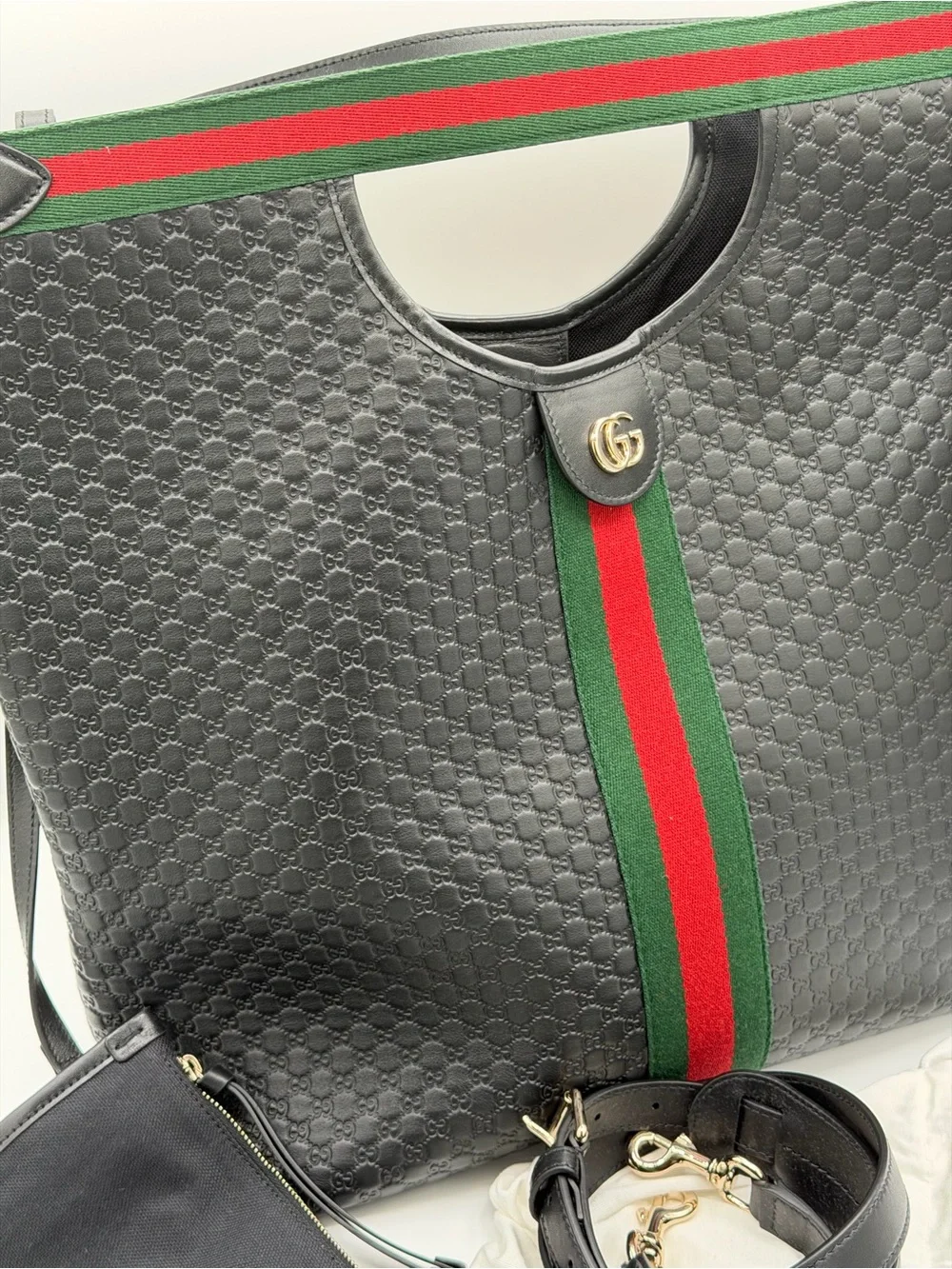Gucci Giglio large tote bag with pouch Like new 🔥